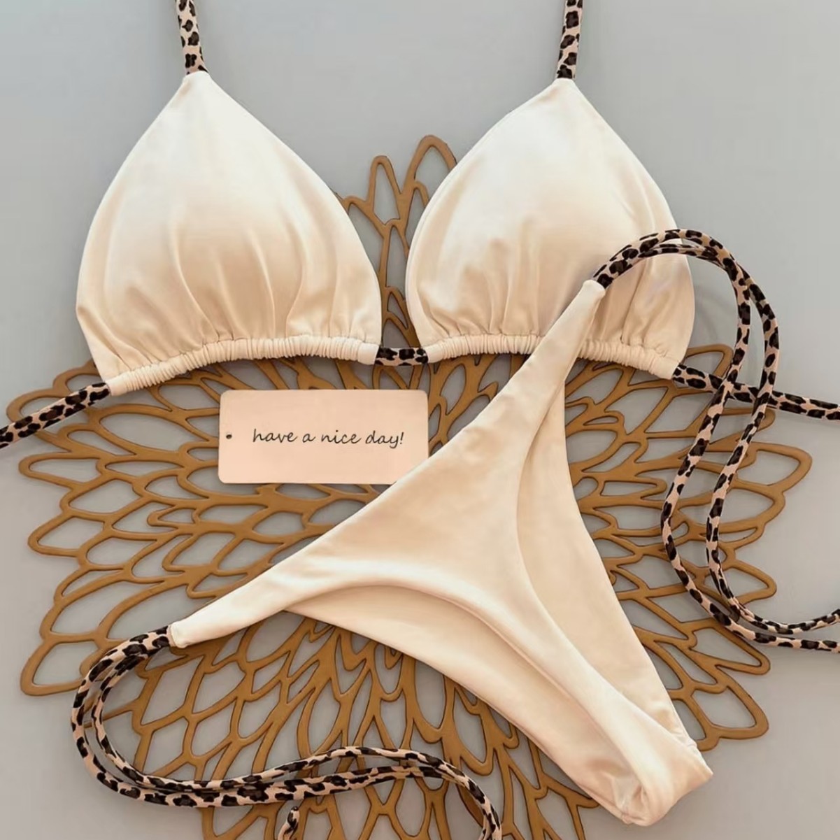 2026 Bikini Women Swimsuit Bea - A Bathing Ape Camo recension och pris