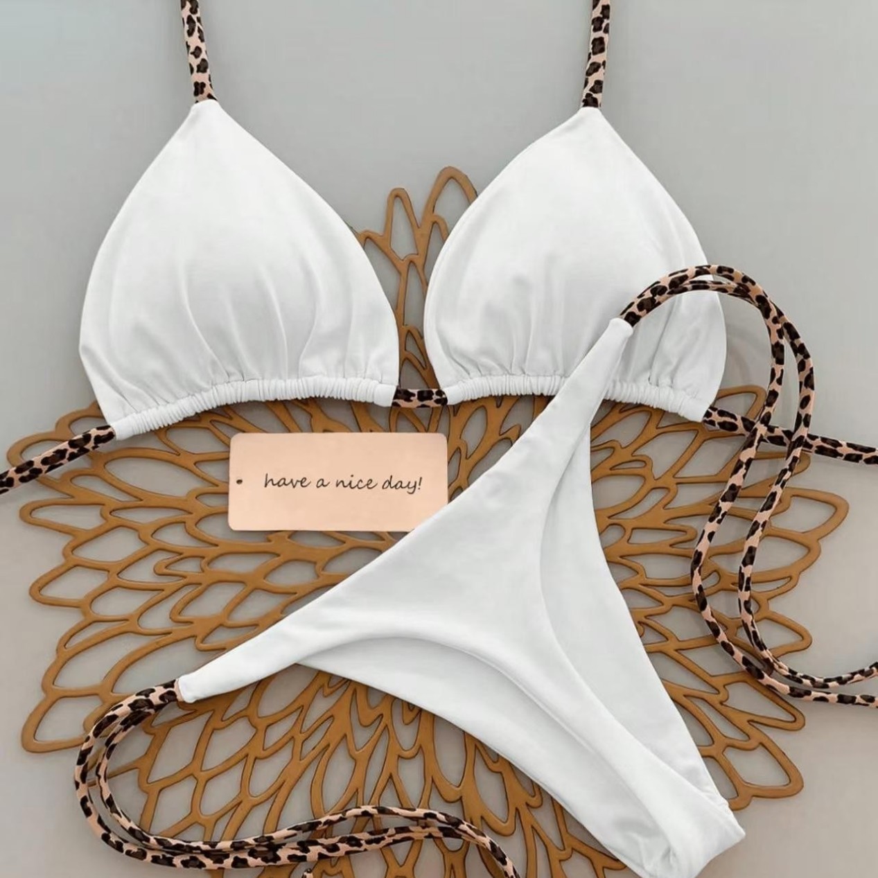 2026 Bikini Women Swimsuit Bea - A Bathing Ape Camo recension och pris